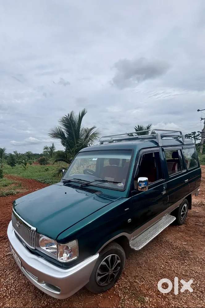 Toyota Qualis