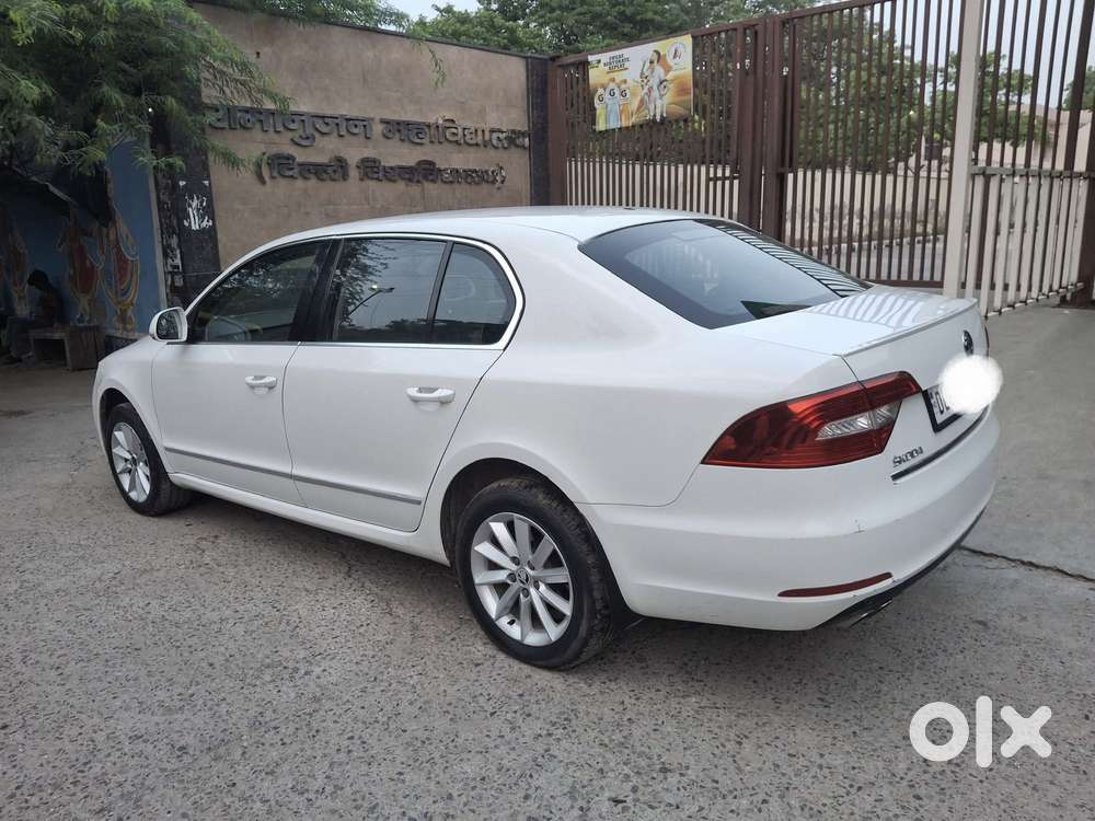 Skoda Superb 1.8 Elegance Tsi At, 2015, Petrol