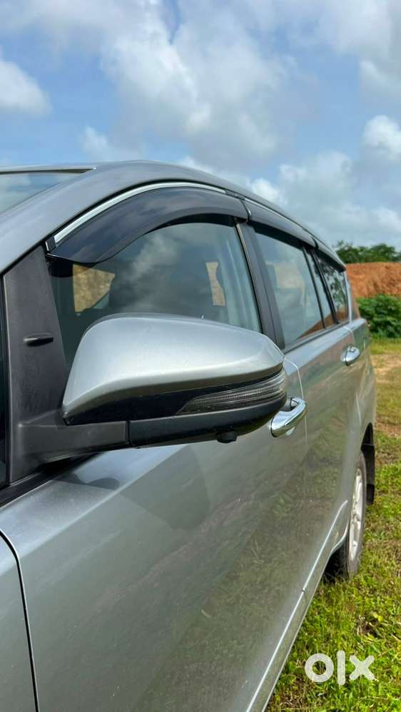 Toyota Innova Crysta 2.4 G Mt (2018) &ndash; For Sale