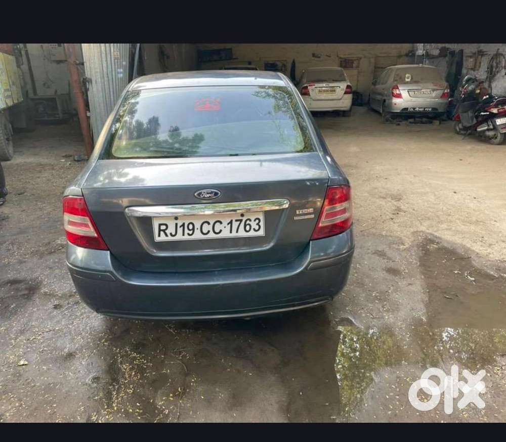 Ford Fiesta Classic 2011 Diesel 180000 Km Driven