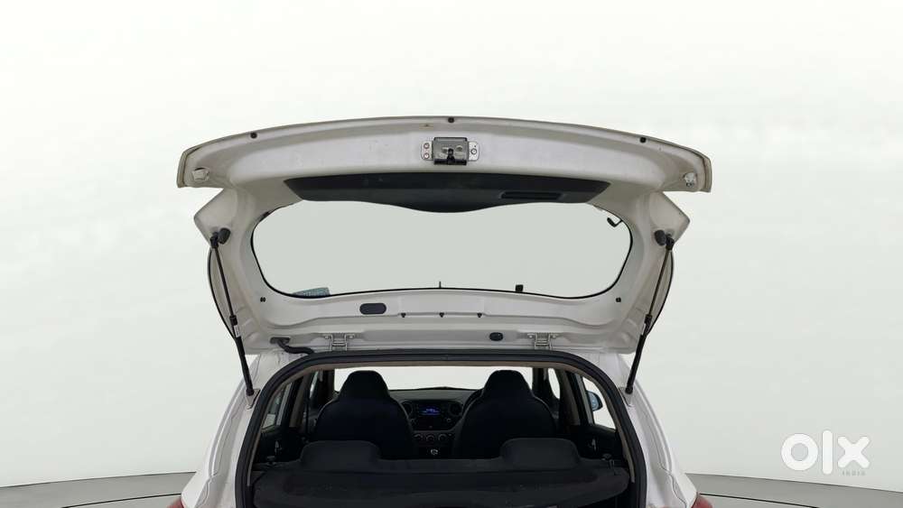 Hyundai Grand I10 Sportz 1.2 Kappa Vtvt, 2015, Petrol