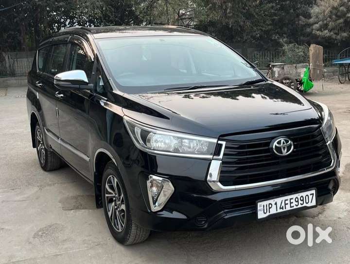 Toyota Innova Crysta 2.4 Gx Limited Edition At 7 Str, 2022, Diesel