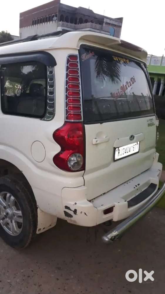 Mahindra Scorpio 2013