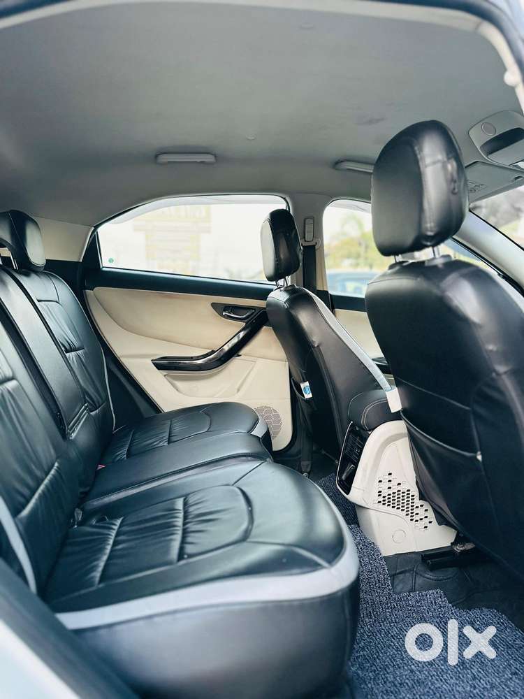 Tata Nexon Xz Plus (hs), 2023, Diesel