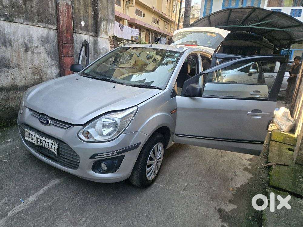 Ford Figo 1.2p Trend Mt, 2013, Petrol