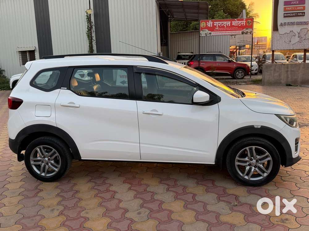 Renault Triber Rxz, 2019, Petrol