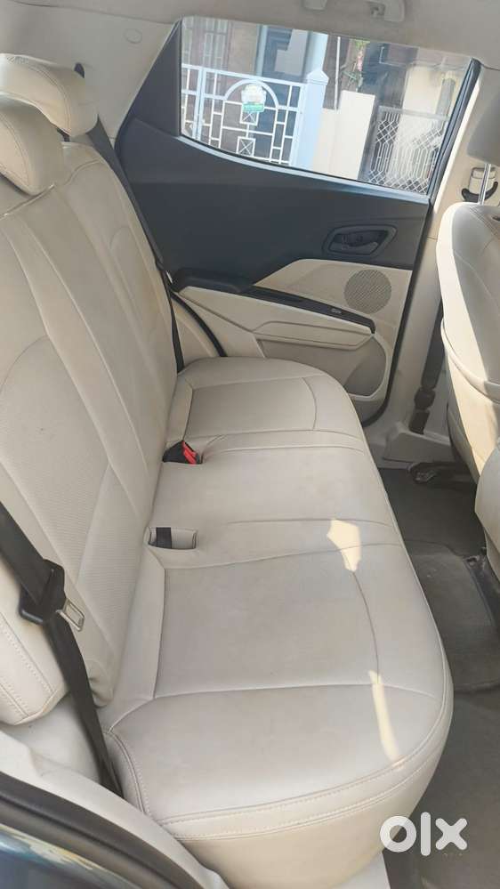 Mahindra Xuv300 W6 Diesel, 2019, Electric