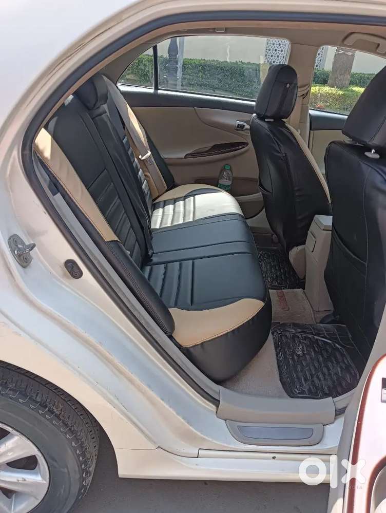 Toyota Corolla Altis 2013