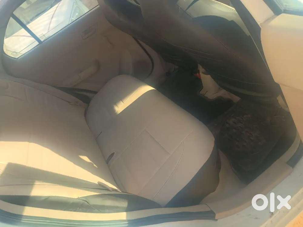 Maruti Suzuki Dzire 2023 Cng & Hybrids 106000 Km Driven