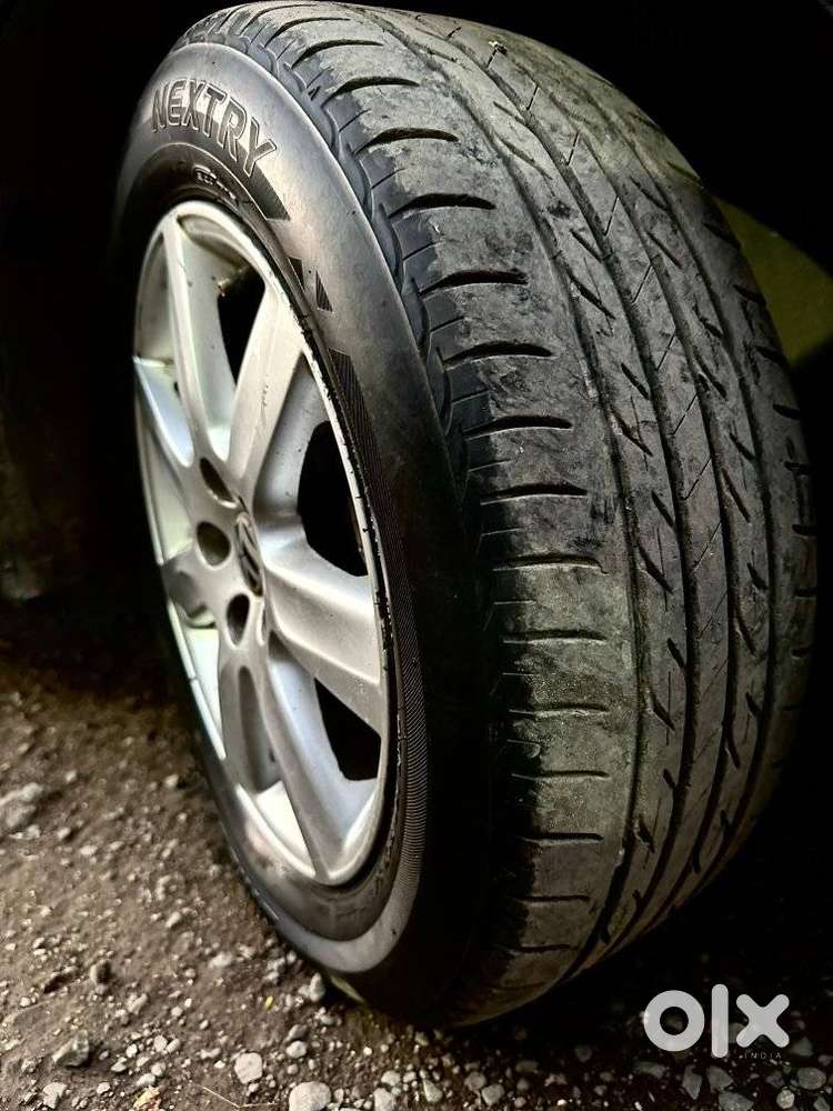 Volkswagen Vento, 2011, Petrol