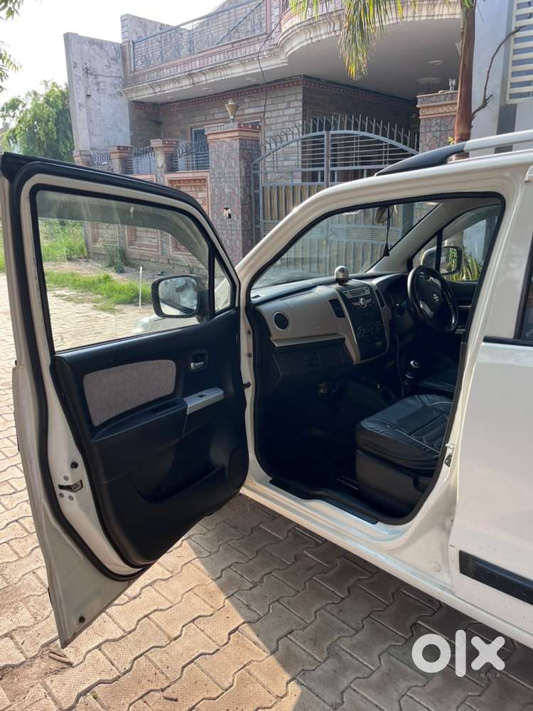Maruti Suzuki Wagon R 2015 Petrol Well Maintained