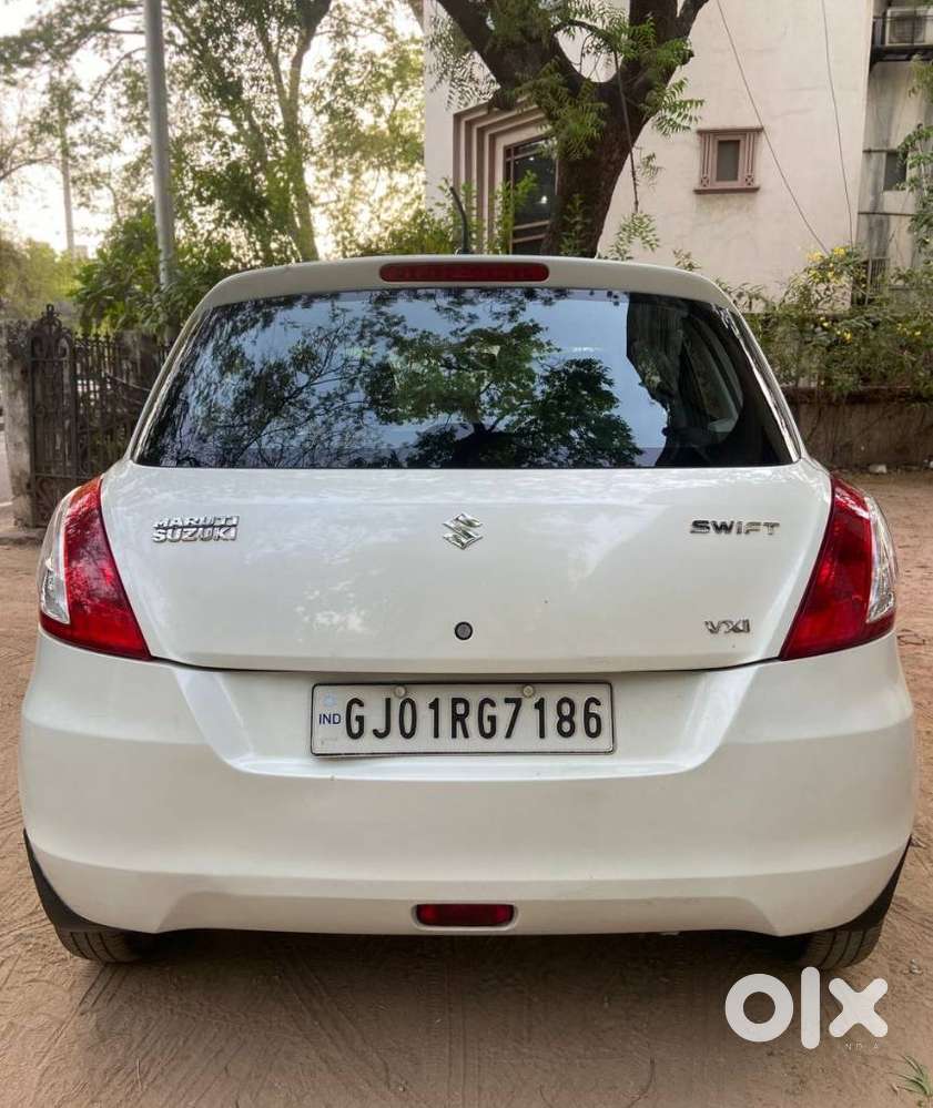 Maruti Suzuki Swift Vxi + Manual, 2014, Petrol