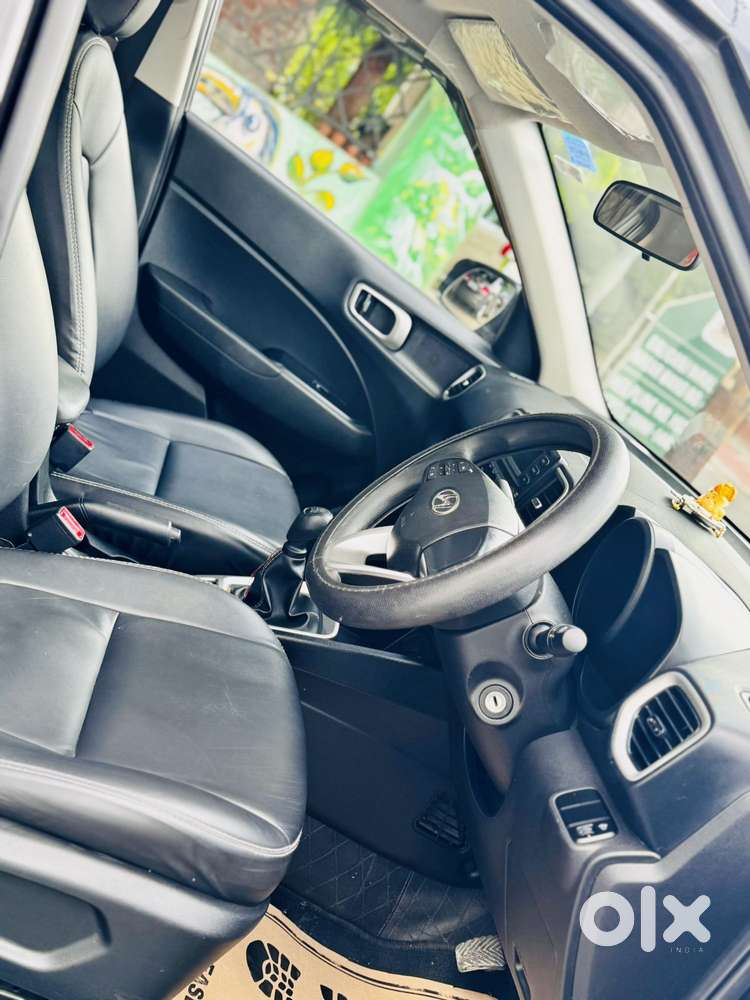 Hyundai Venue S Turbo, 2021, Petrol
