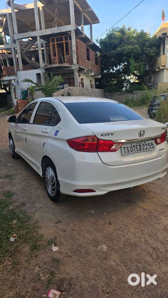 Honda City E, 2014, Diesel