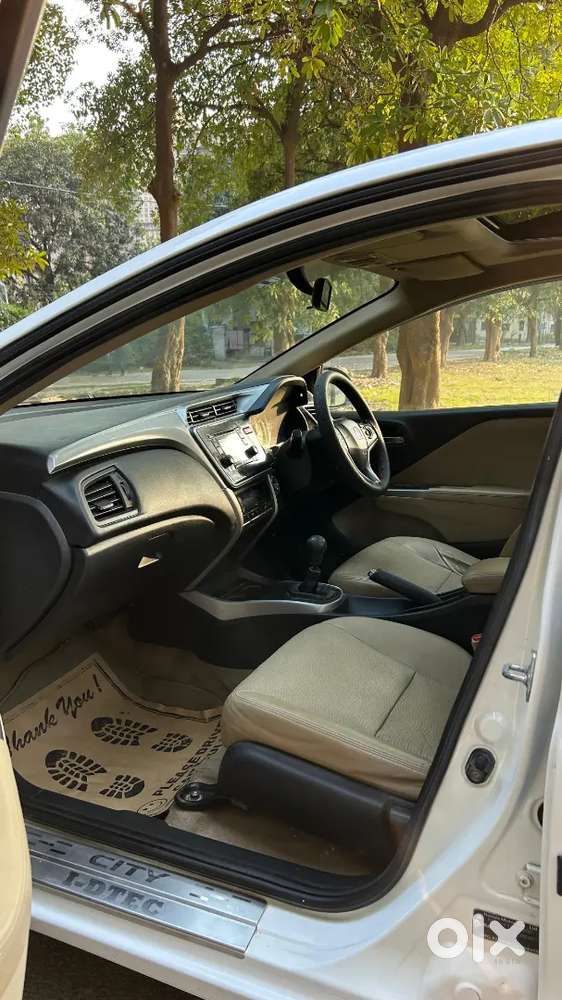 Honda City 1.5 Vx Petrol 2016