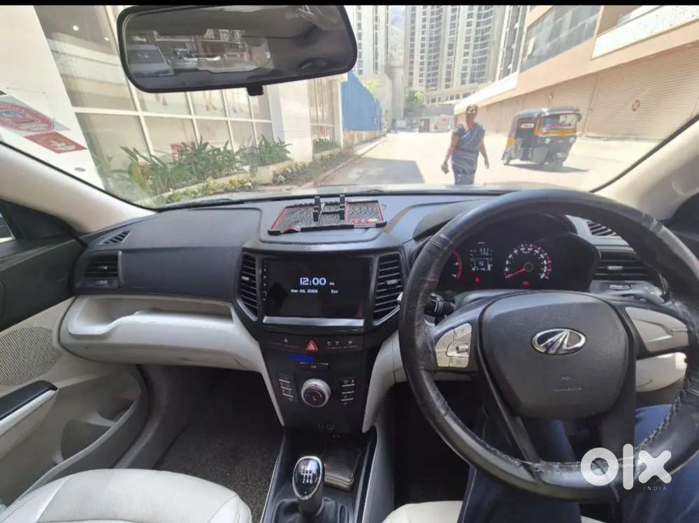 Mahindra Xuv300 2022 Diesel Well Maintained