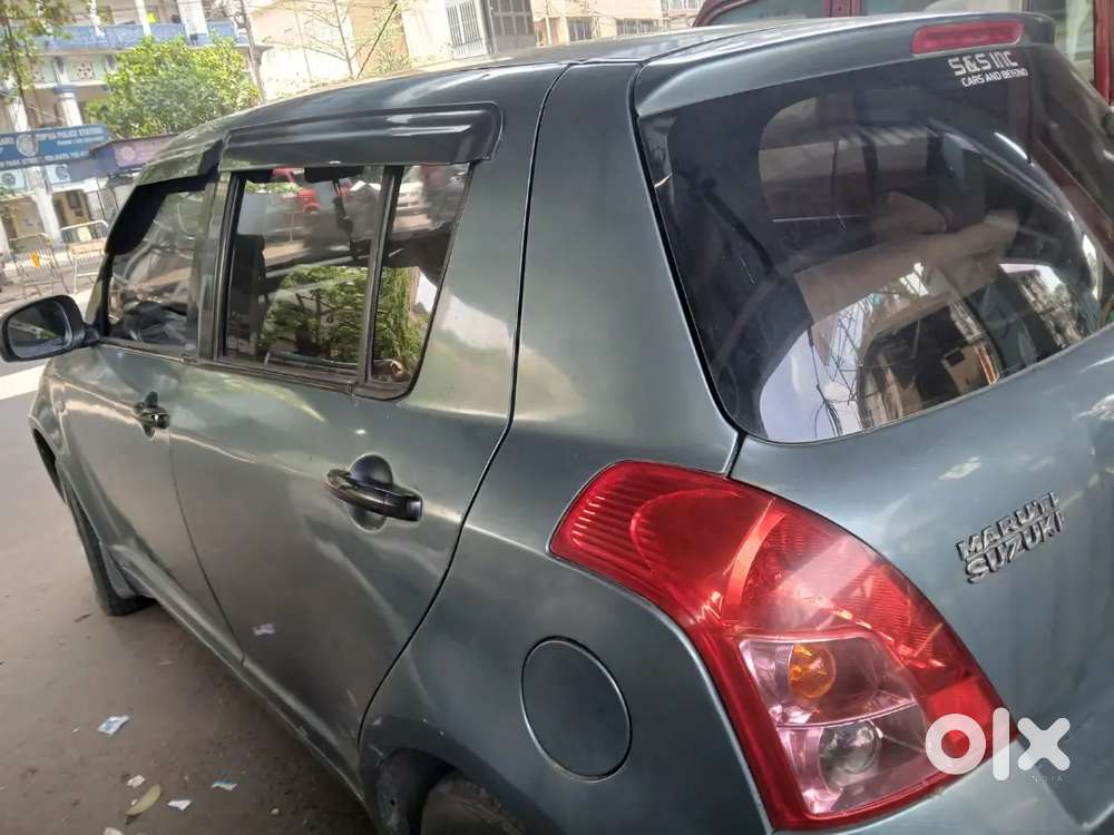 Maruti Swift Vxi 2011