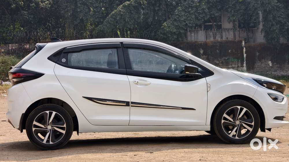 Tata Altroz Xz Plus (o) (s) Icng, 2023, Cng & Hybrids