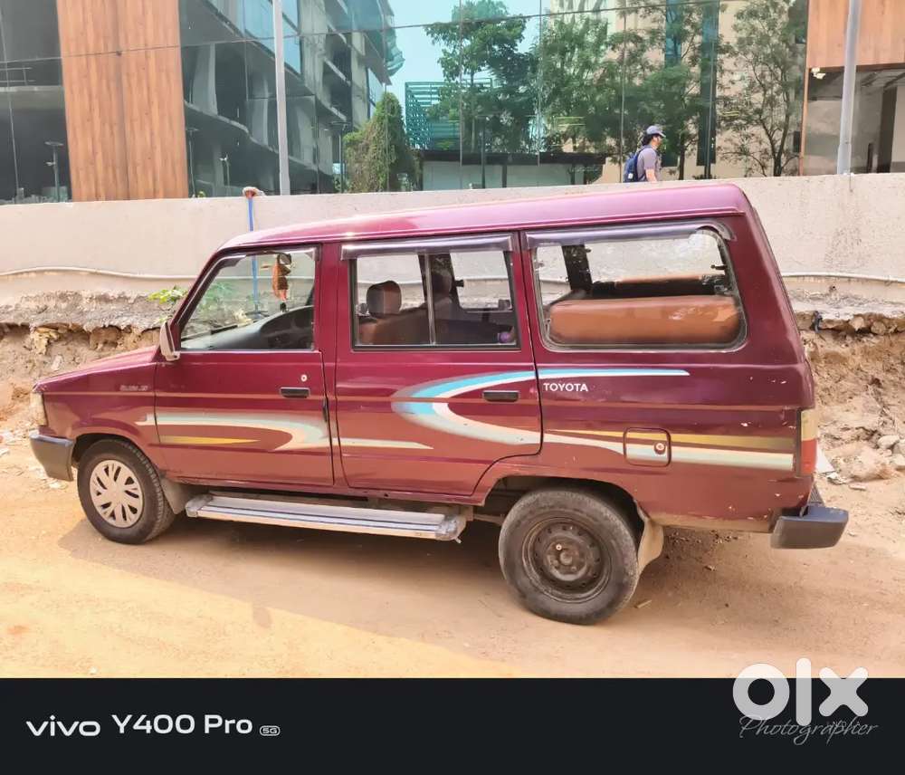 Toyota Qualis 2001 Diesel 202250 Km Driven