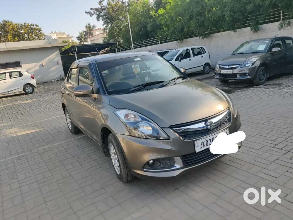 Maruti Suzuki Dzire 2015 Petrol 61500 Km Driven