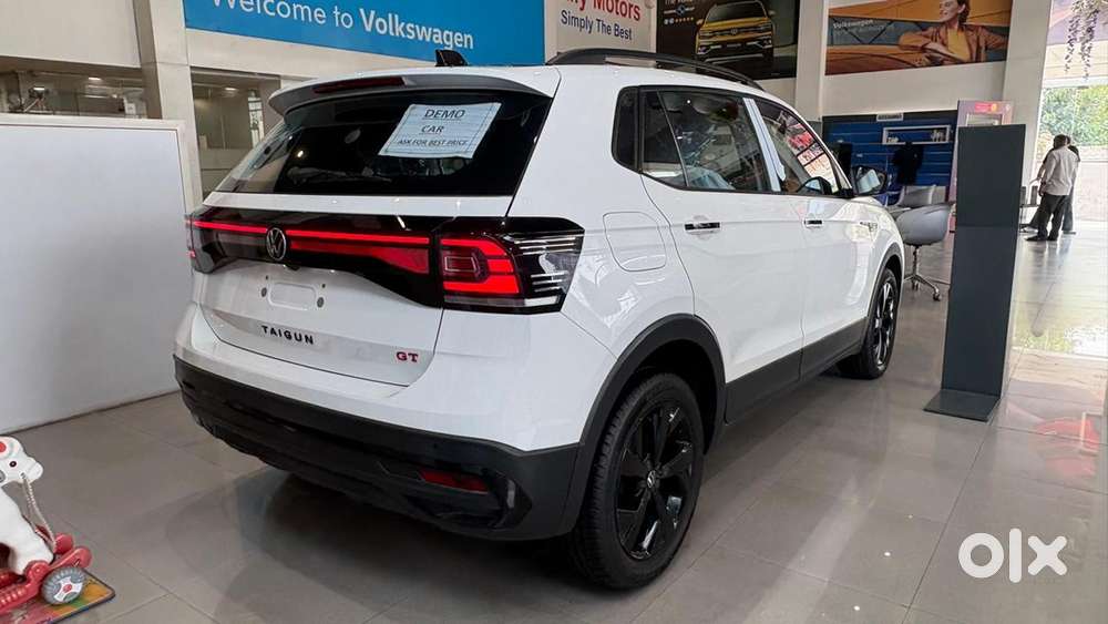 Demo Car Volkswagentaigun Petrol Carbon Steel Grey 2025 Demo Car
