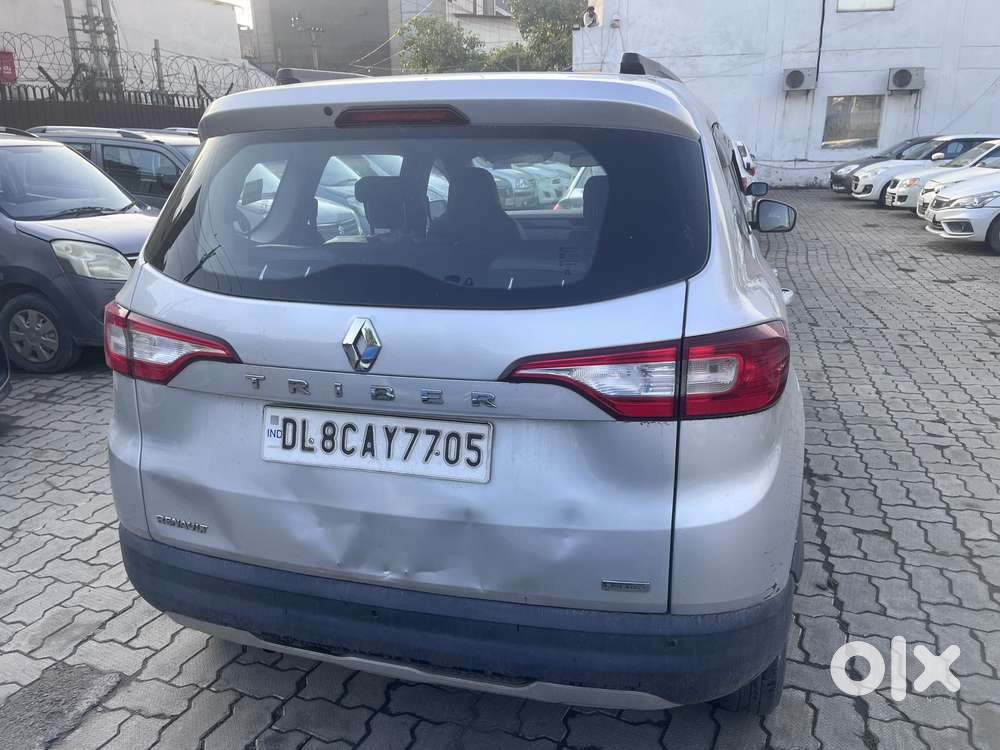 Renault Triber Rxt, 2019, Petrol