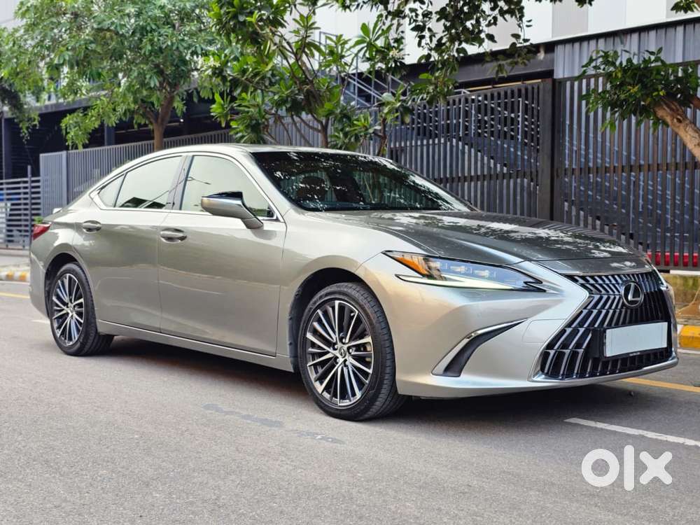Lexus Es 300h Luxury, 2025