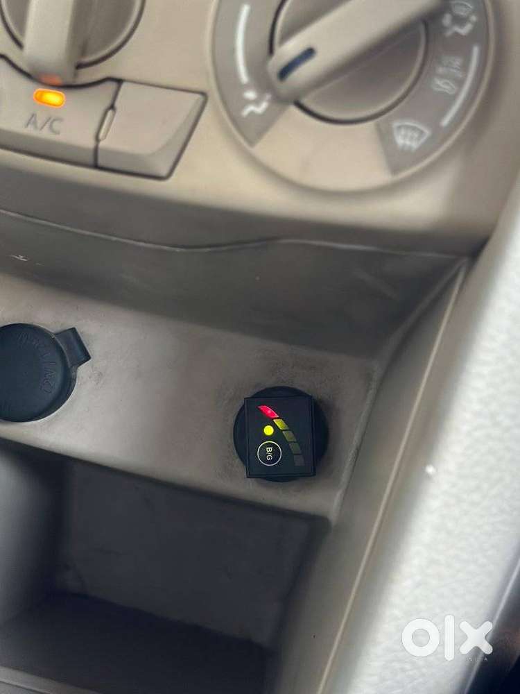 Maruti Suzuki Swift Dzire 1.3 Vxi, 2014, Cng & Hybrids