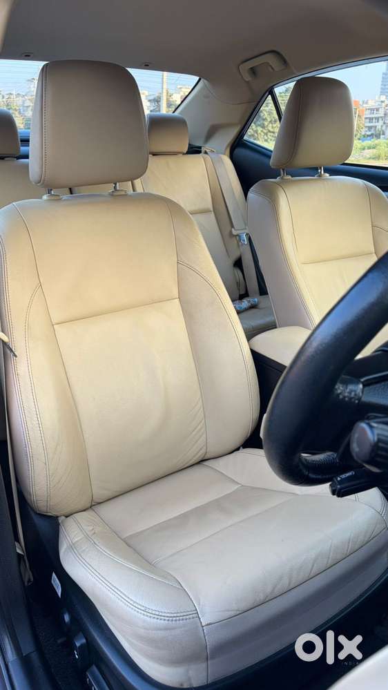 Toyota Corolla Altis 2013-2017 Vl At, 2017, Petrol