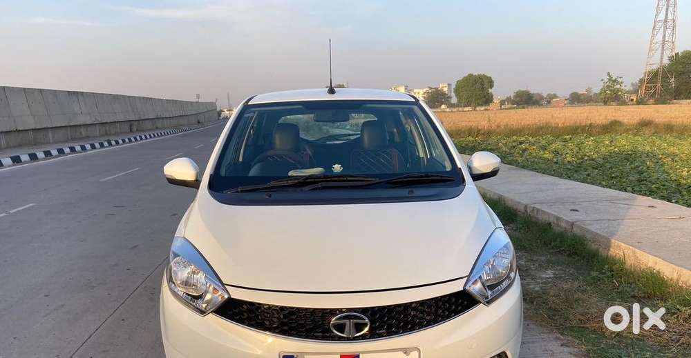 Excellent Condition , Skrecth Less