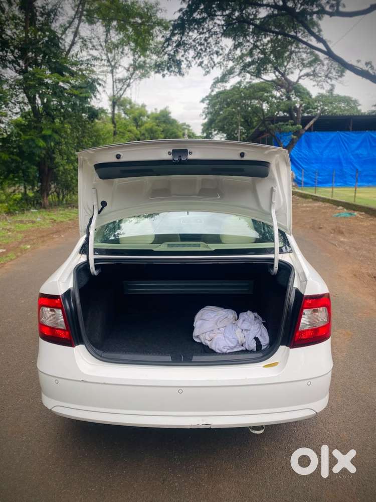 Skoda Rapid 1.0 Style At, 2021, Petrol