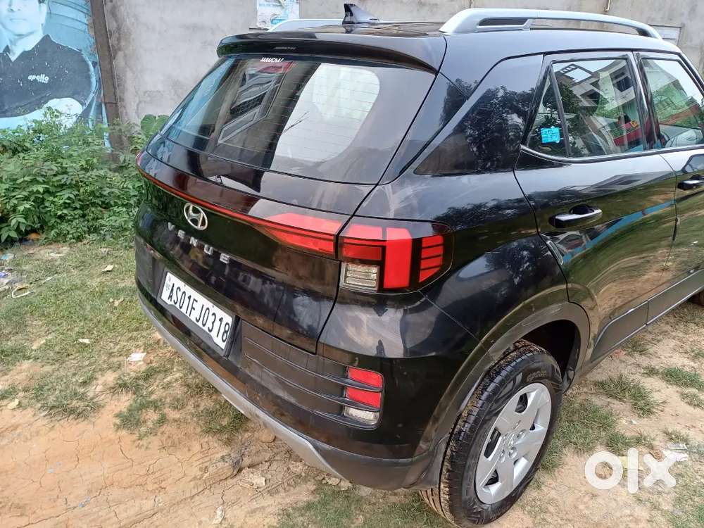 Hyundai Venue Petrol 2022