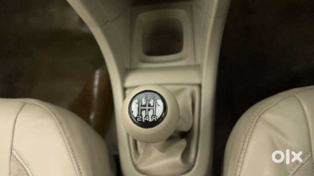 Maruti Suzuki Swift Dzire 1.3 Vxi, 2013, Petrol