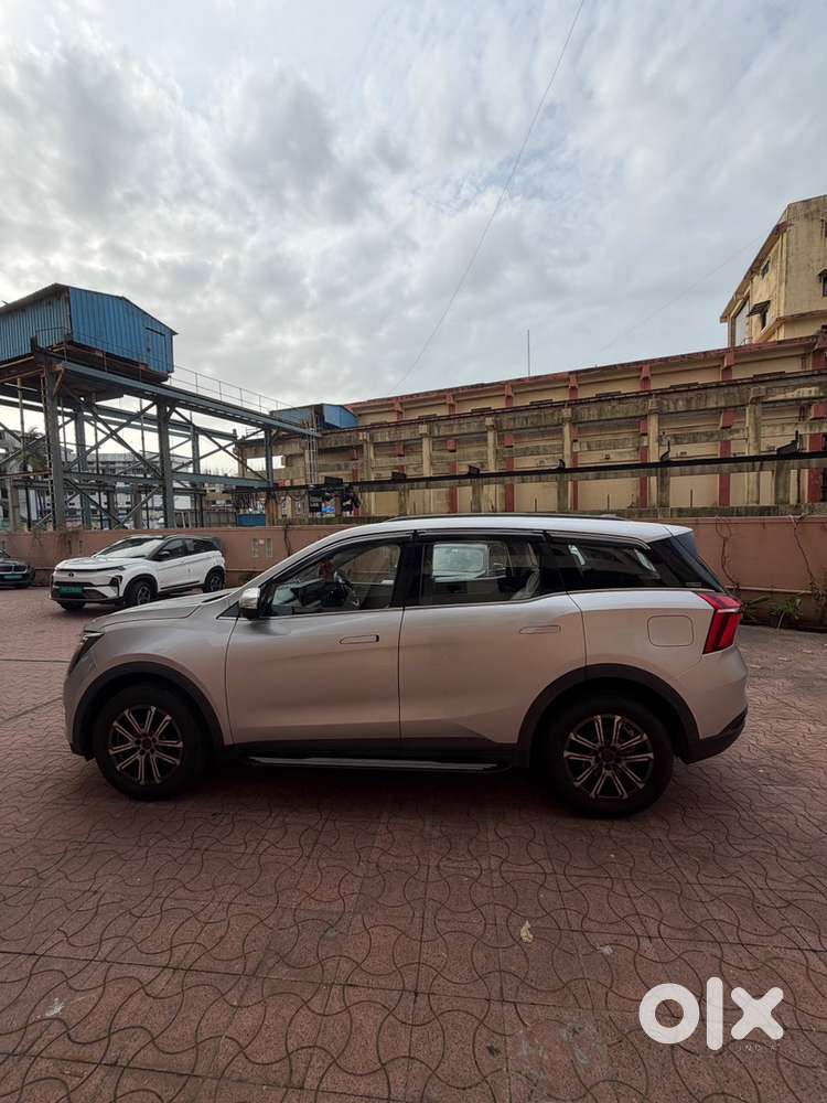 Mahindra Xuv700 Petrol 2023 Model
