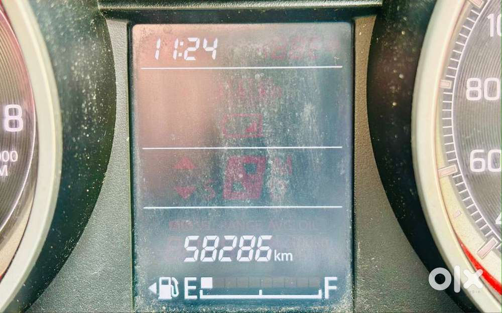Maruti Suzuki Swift Vxi Optional, 2023, Petrol
