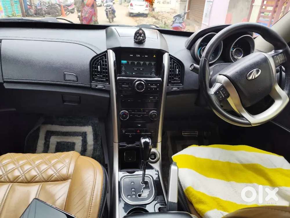 Mahindra Xuv500 2018 Diesel 140000 Km Driven