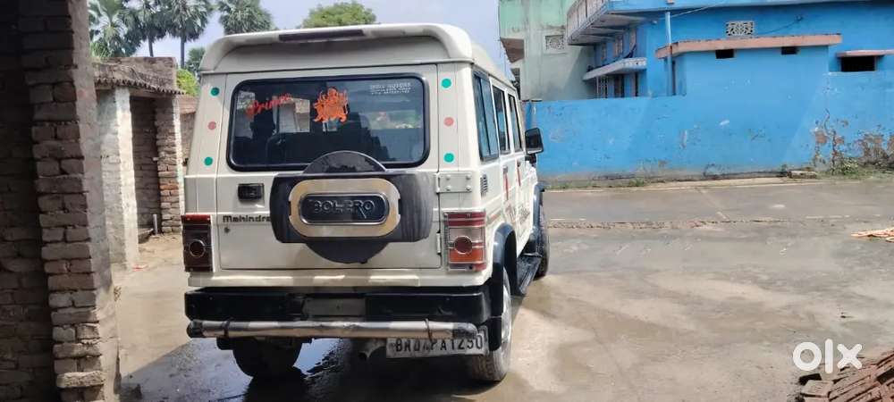 Mahindra Bolero Neo Plus 2017