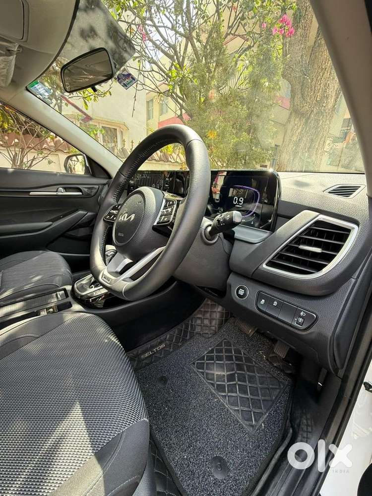 Kia Seltos Htk Plus (o) Ivt 1.5 Petrol-like New  8 Months Old