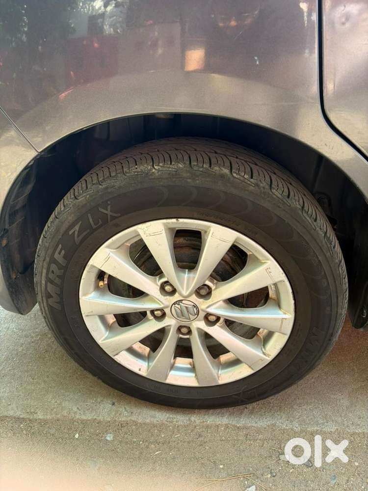 Maruti Suzuki Ertiga Zdi 2015