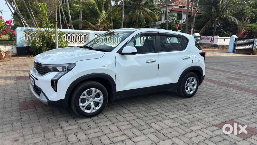 Kia Sonet Hte (o) Diesel Manual 2025