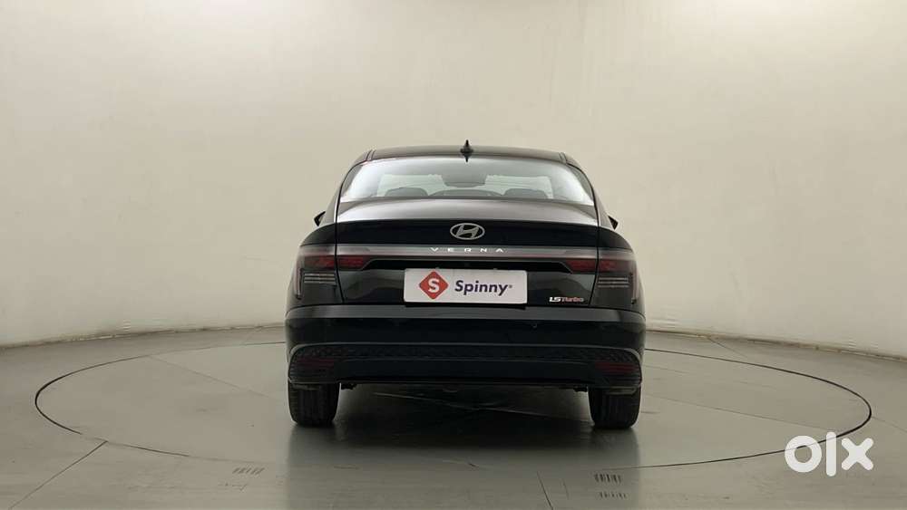Hyundai Verna 1.5 Sx (o) Turbo Petrol Dct, 2023, Petrol