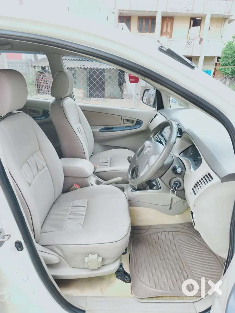 Toyota Innova 2013 Diesel Well Maintained