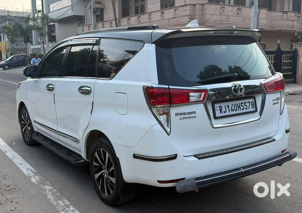 Toyota Innova Crysta 2.4 Z 7 Str, 2021, Diesel