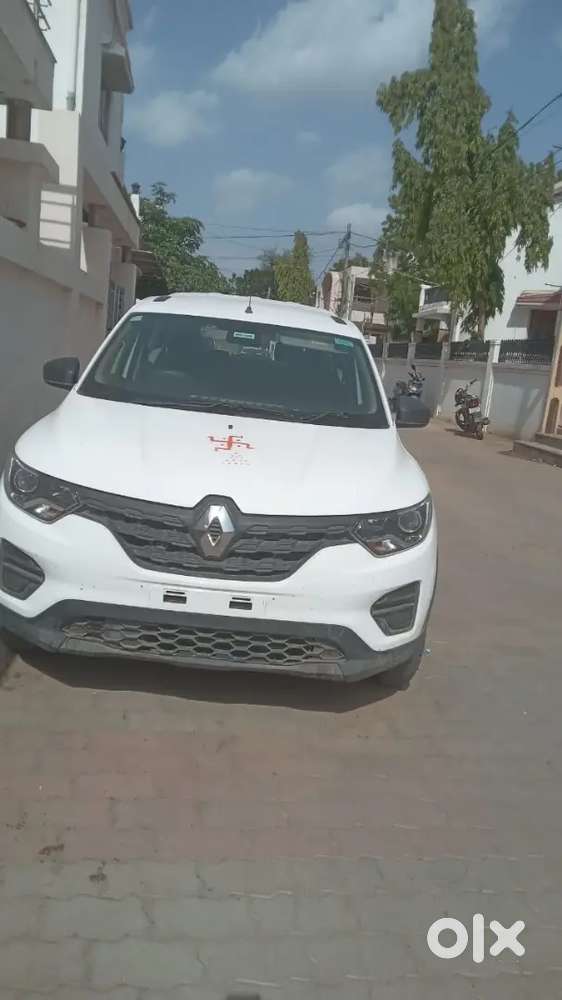 Renault Triber Facelift Petrol 2025
