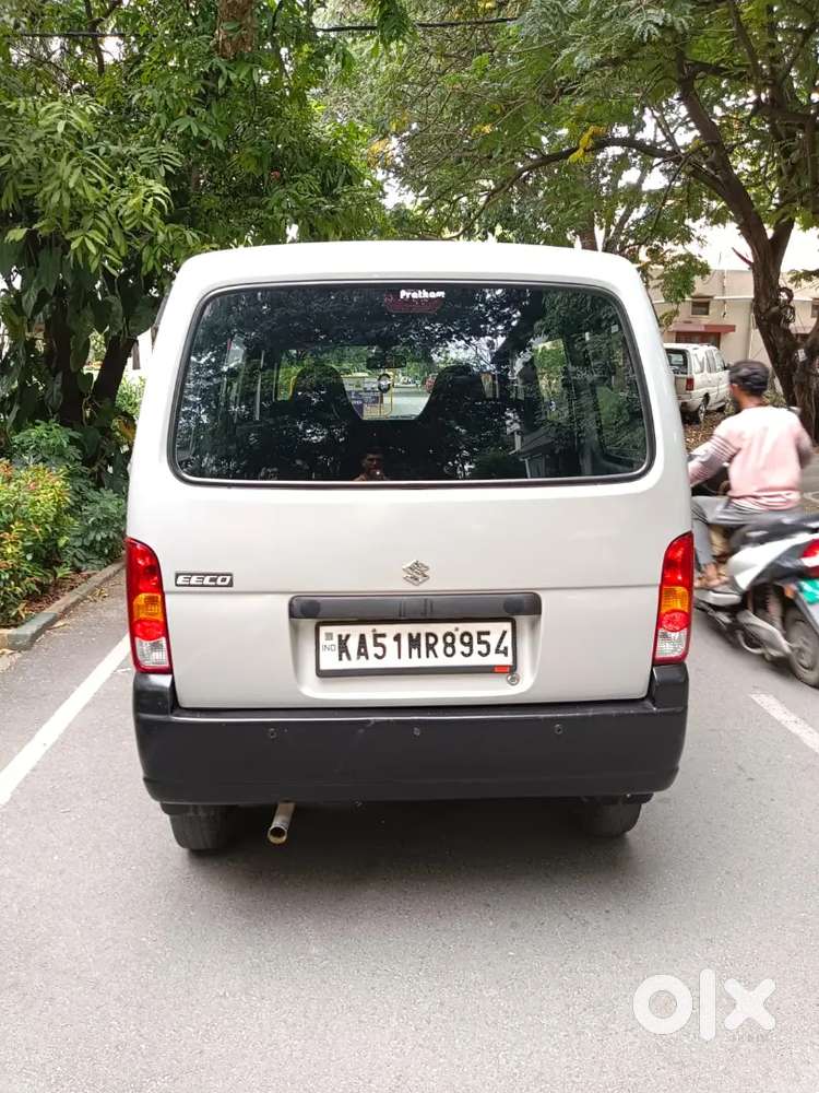 Maruti Suzuki Eeco 2022 Petrol 75000 Km Driven with CNG company fitted