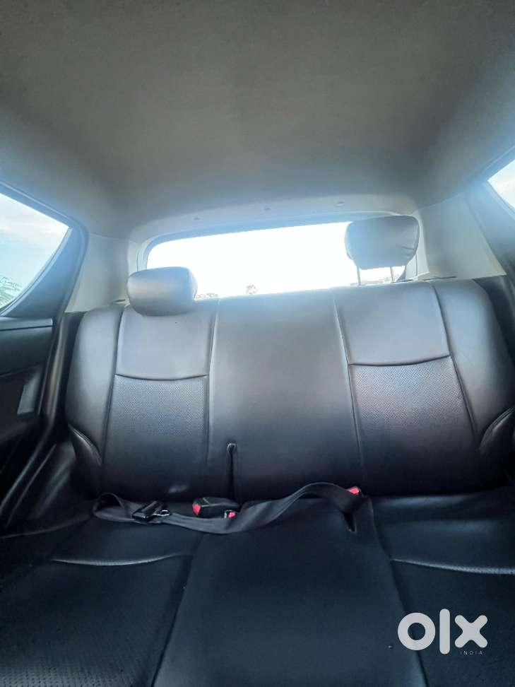 Maruti Suzuki Swift Vxi, 2012, Petrol