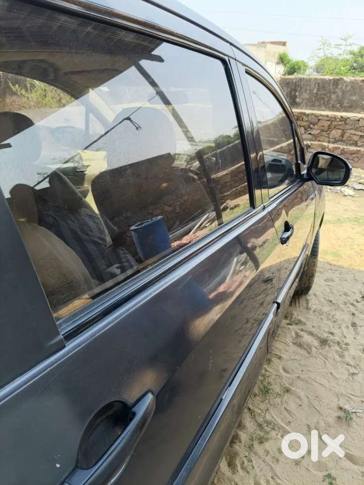 Maruti Suzuki Ertiga 2014