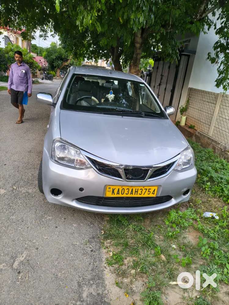 Toyota Etios Cross 2019