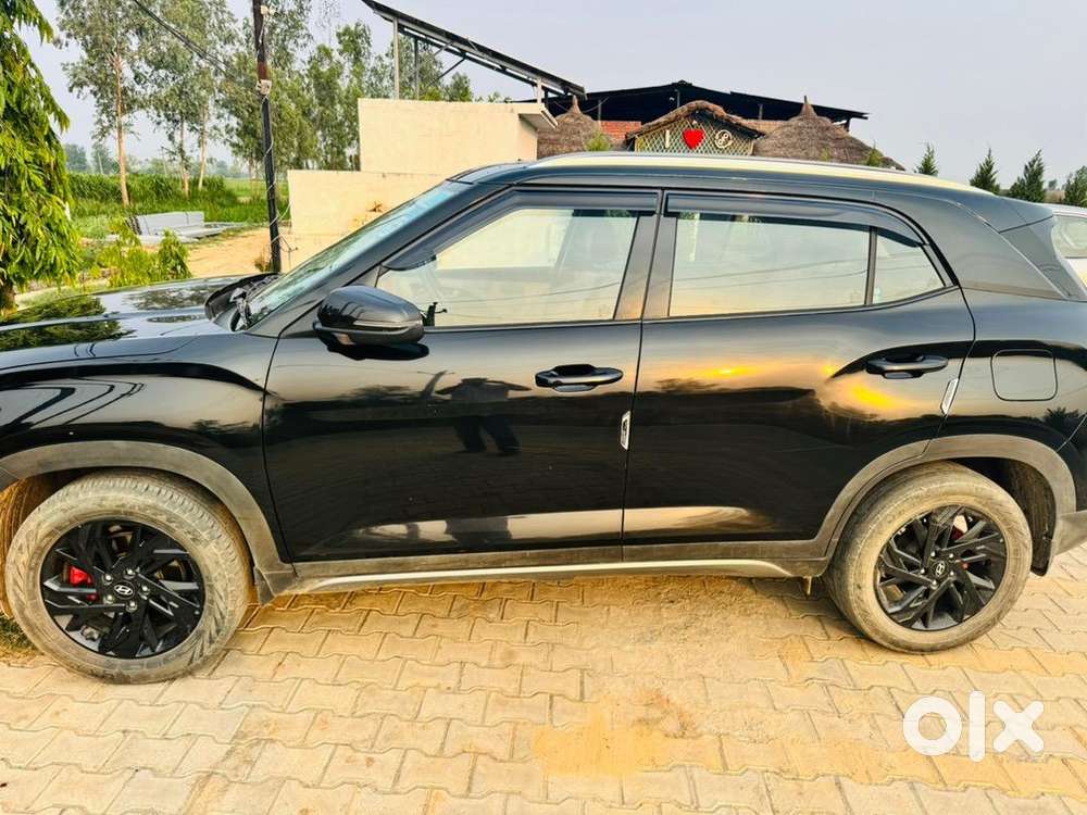 Brand New Creta S Optional, Penaromic Sunroof, New Condition Car
