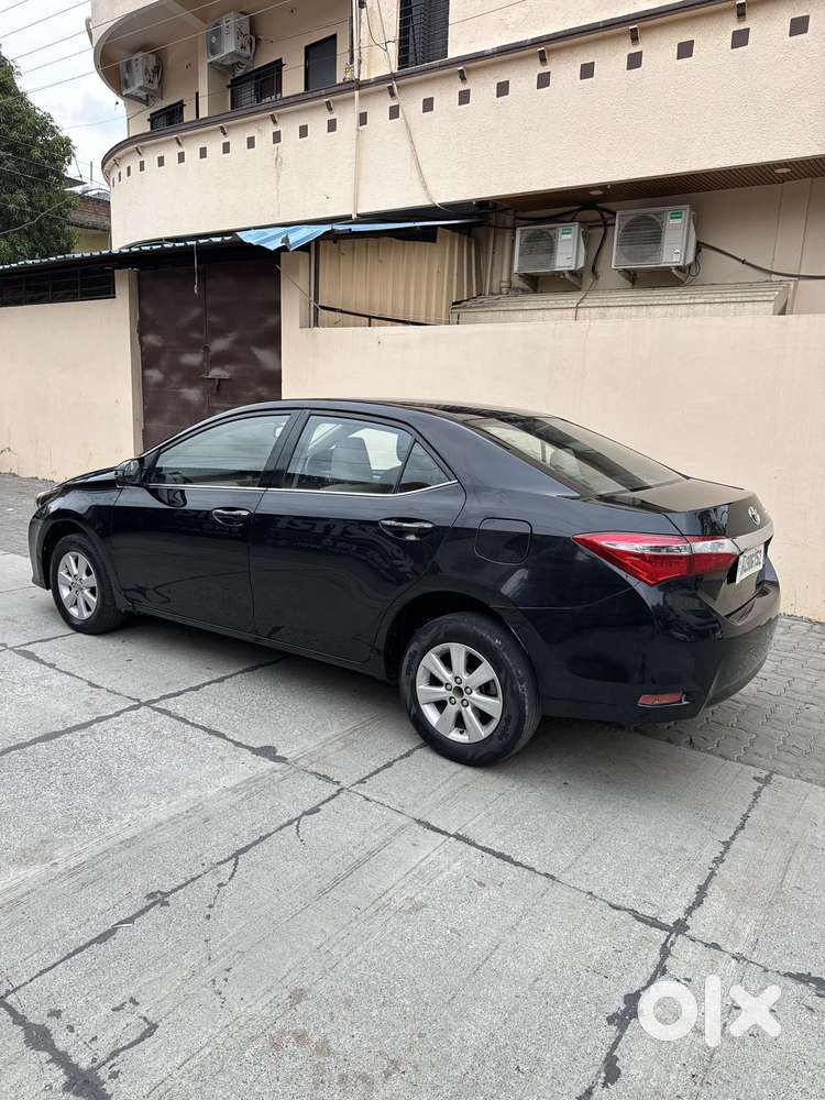 Toyota Corolla Altis G, 2015, Petrol